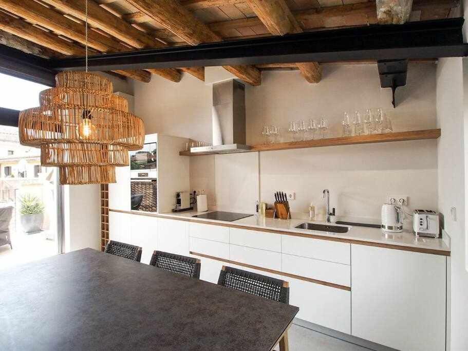 Velo Vern 3 Luxury Penthouse W Views Of City Wall Gérone Extérieur photo