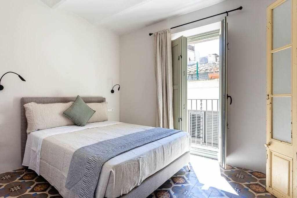 Velo Vern 3 Luxury Penthouse W Views Of City Wall Gérone Extérieur photo