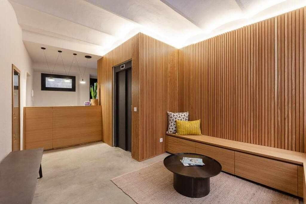 Velo Vern 3 Luxury Penthouse W Views Of City Wall Gérone Extérieur photo