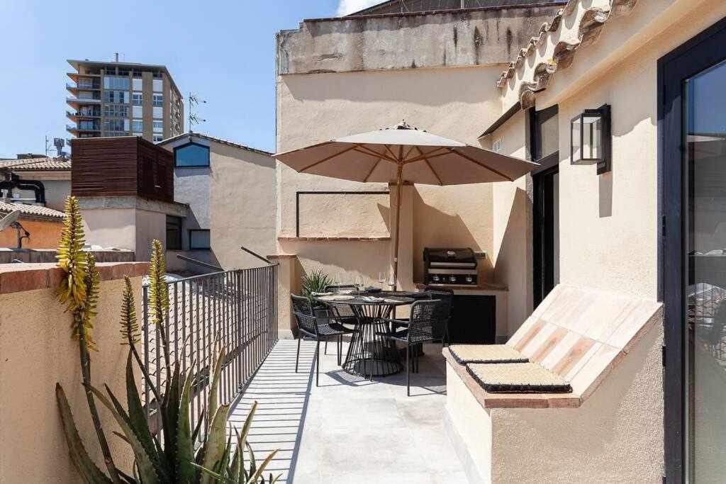 Velo Vern 3 Luxury Penthouse W Views Of City Wall Gérone Extérieur photo