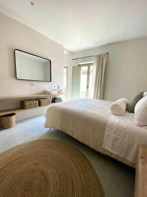 Velo Vern 3 Luxury Penthouse W Views Of City Wall Gérone Extérieur photo