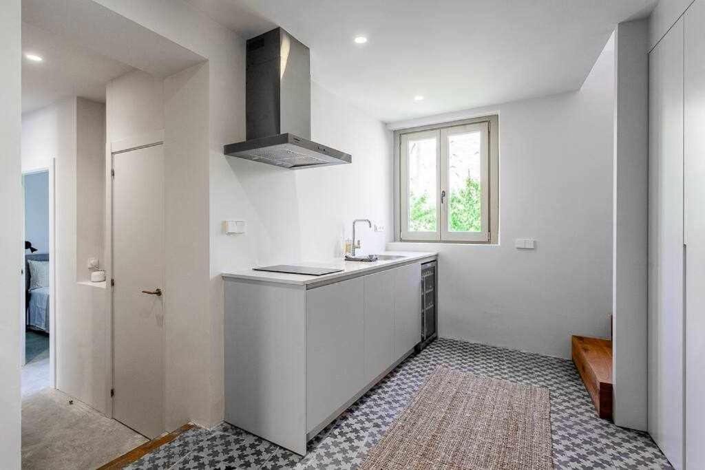 Velo Vern 3 Luxury Penthouse W Views Of City Wall Gérone Extérieur photo