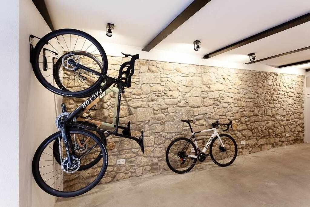 Velo Vern 3 Luxury Penthouse W Views Of City Wall Gérone Extérieur photo